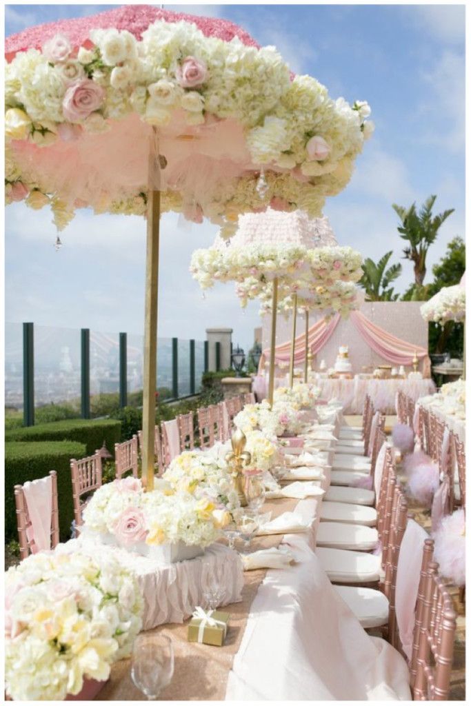 Unique and Creative Ideas Using Umbrellas That You've Never Seen Before! ♡♡にて紹介している画像