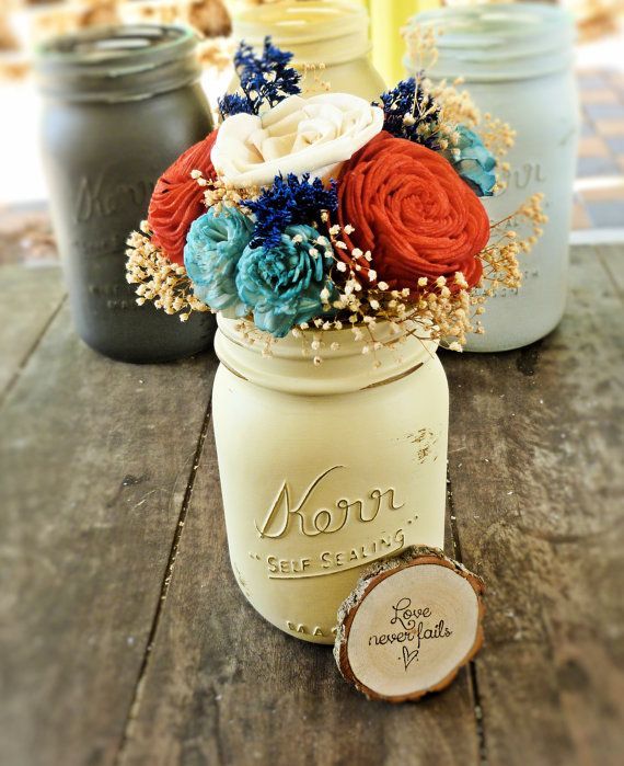 メイソンジャーを花瓶にして、フレンチシックなフラワーアートを楽しみましょう♡にて紹介している画像