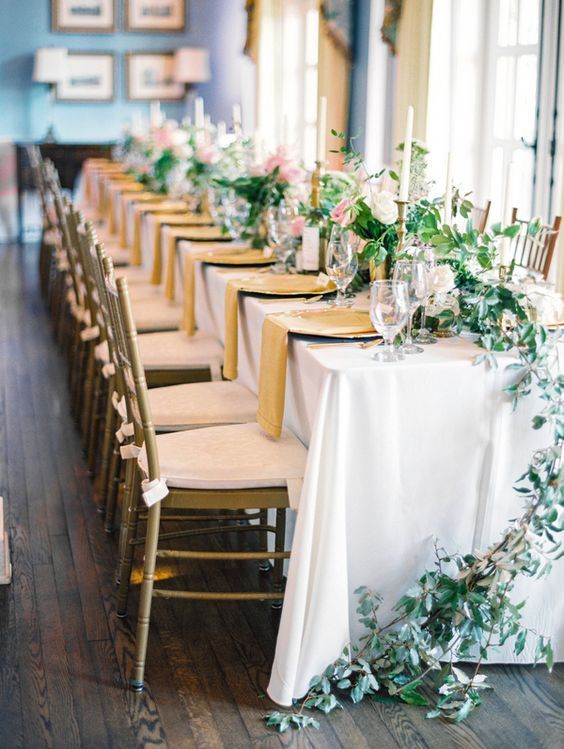 用便宜又自然可爱的♡花草装点桌面，带来满满的好处＊にて紹介している画像