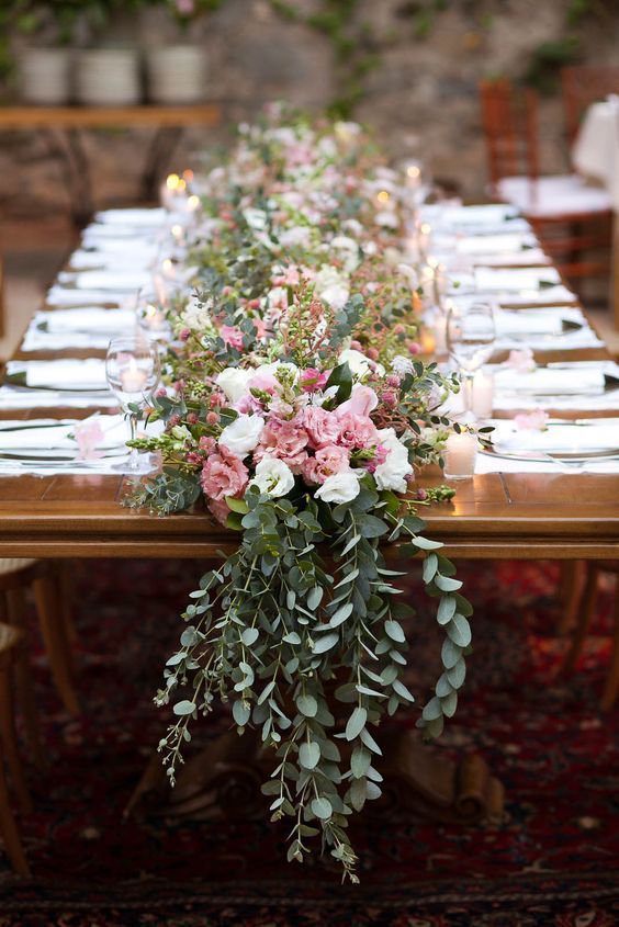 用便宜又自然可爱的♡花草装点桌面，带来满满的好处＊にて紹介している画像