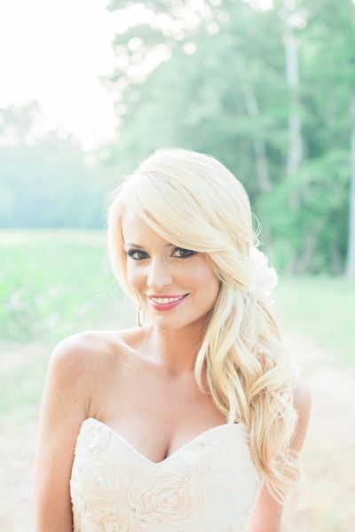 普通の髪型に飽きた人に♩“サイドポニー”で大人可愛いアシンメトリーアレンジ♡にて紹介している画像