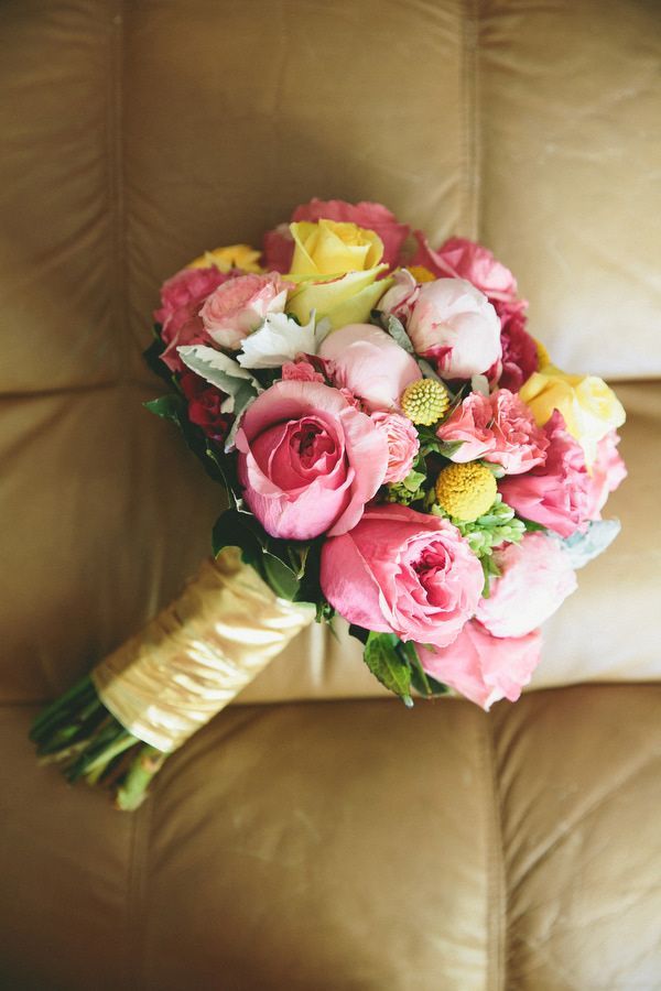 Pink is Still the Most Popular! A Romantic and Feminine Pink Bouquet Catalogにて紹介している画像