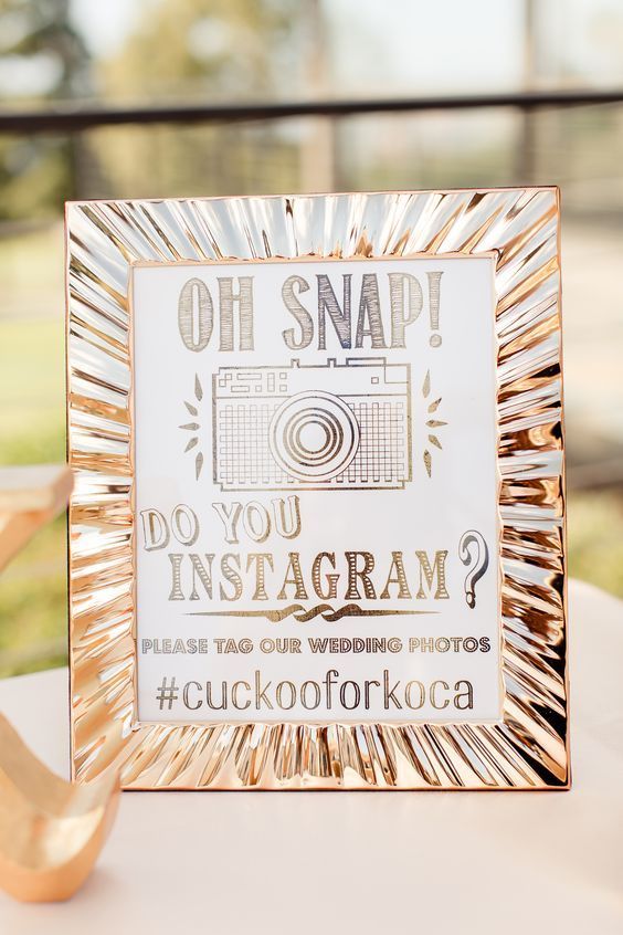 Stylish Overseas-Inspired Instagram Sign Designs to Share Photos with Guests ♡にて紹介している画像