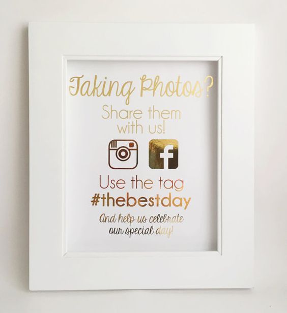 Stylish Overseas-Inspired Instagram Sign Designs to Share Photos with Guests ♡にて紹介している画像