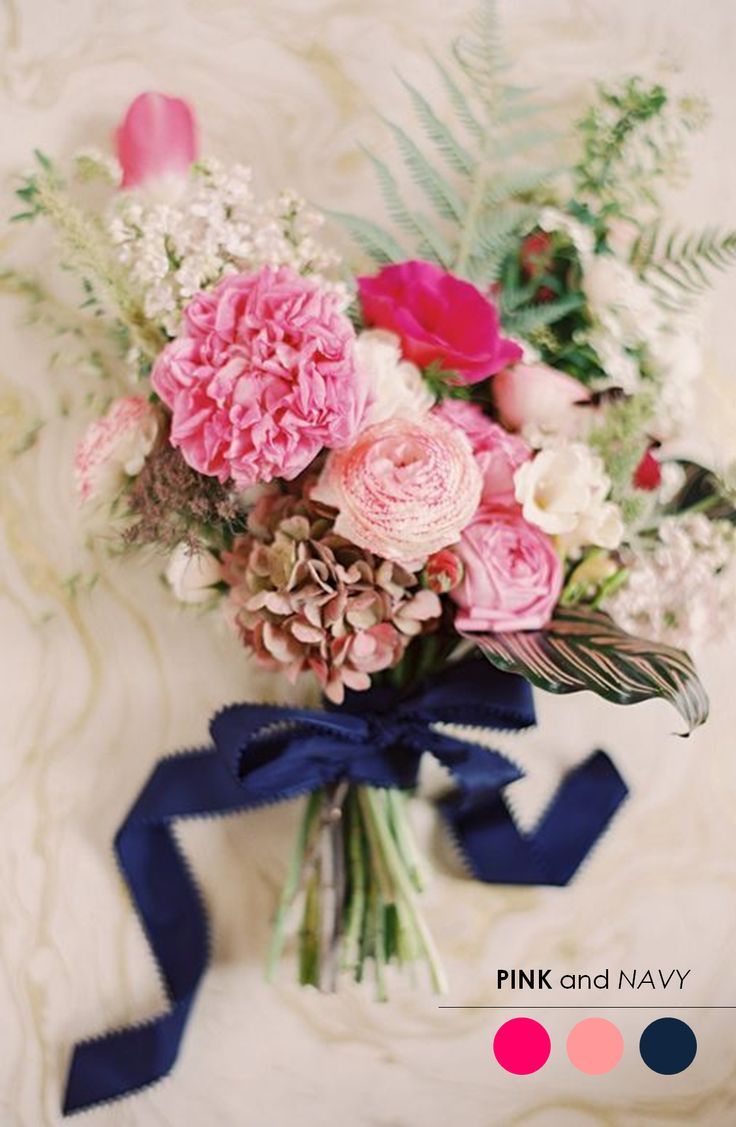 Pink is Still the Most Popular! A Romantic and Feminine Pink Bouquet Catalogにて紹介している画像