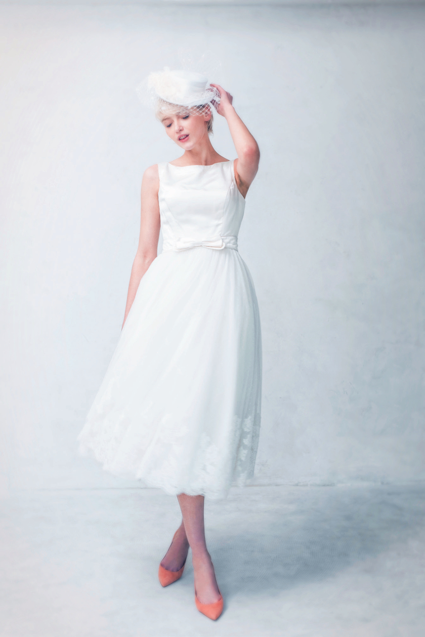 大胆露腿的短款及分体式裙装/关注如今正日益休闲化的裙子！にて紹介している画像