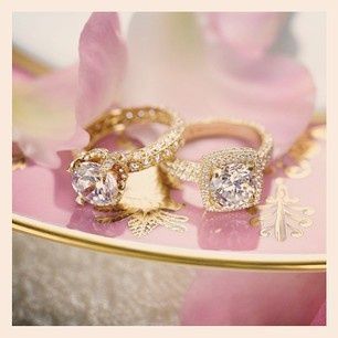 "10 Adorable Images of Pink and Gold"にて紹介している画像