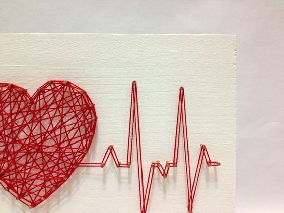 Flowers in a Mason Jar: The Adorable String Art That's Captivating Everyone!にて紹介している画像