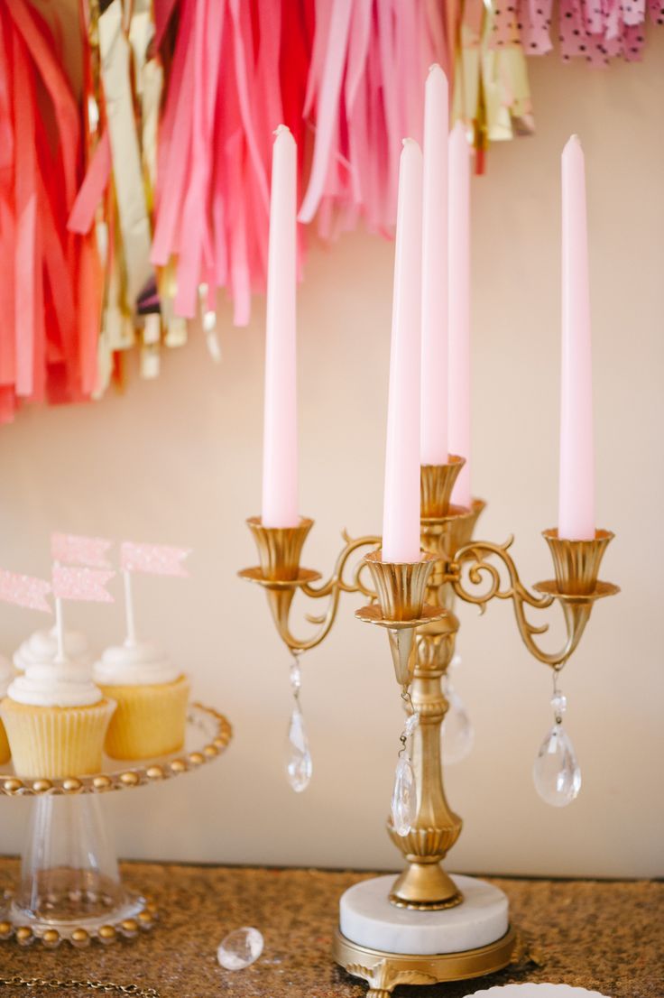 "10 Adorable Images of Pink and Gold"にて紹介している画像