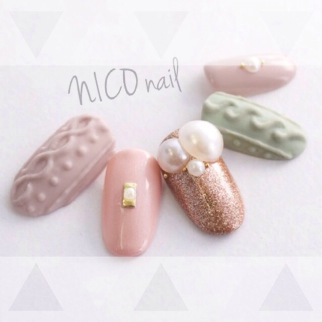 Cozy Knit Nails: Adorable Winter Manicure for Your Fingers ♬にて紹介している画像