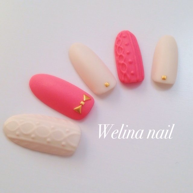 Cozy Knit Nails: Adorable Winter Manicure for Your Fingers ♬にて紹介している画像