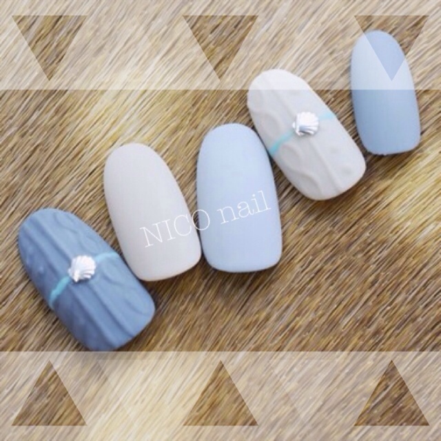 Cozy Knit Nails: Adorable Winter Manicure for Your Fingers ♬にて紹介している画像