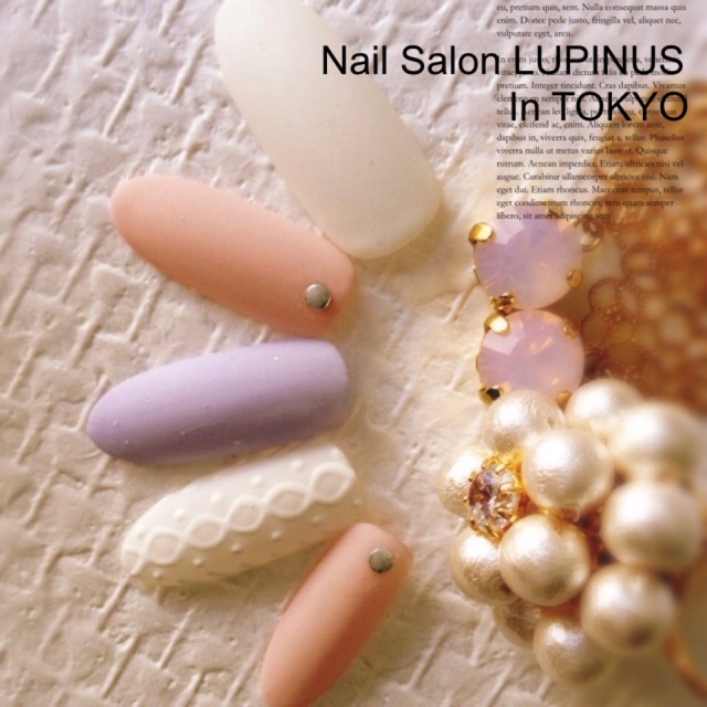 Cozy Knit Nails: Adorable Winter Manicure for Your Fingers ♬にて紹介している画像