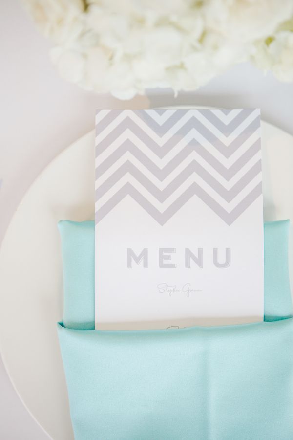 ティファニーブルーで統一♡幸せを呼ぶテーブルコーディネートのアイデア♪にて紹介している画像