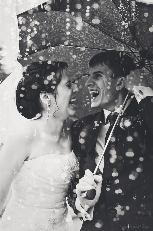 "Beautiful Wedding Photos Even in the Rain! 9 Stunning Shots to Capture When It Rains"にて紹介している画像