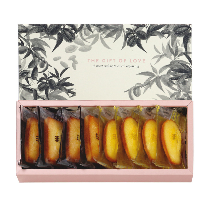 Delicious Treats from the Department Store Basement: Henri Charpentier's Adorable Sweets for Perfect Little Gifts and Favors!にて紹介している画像