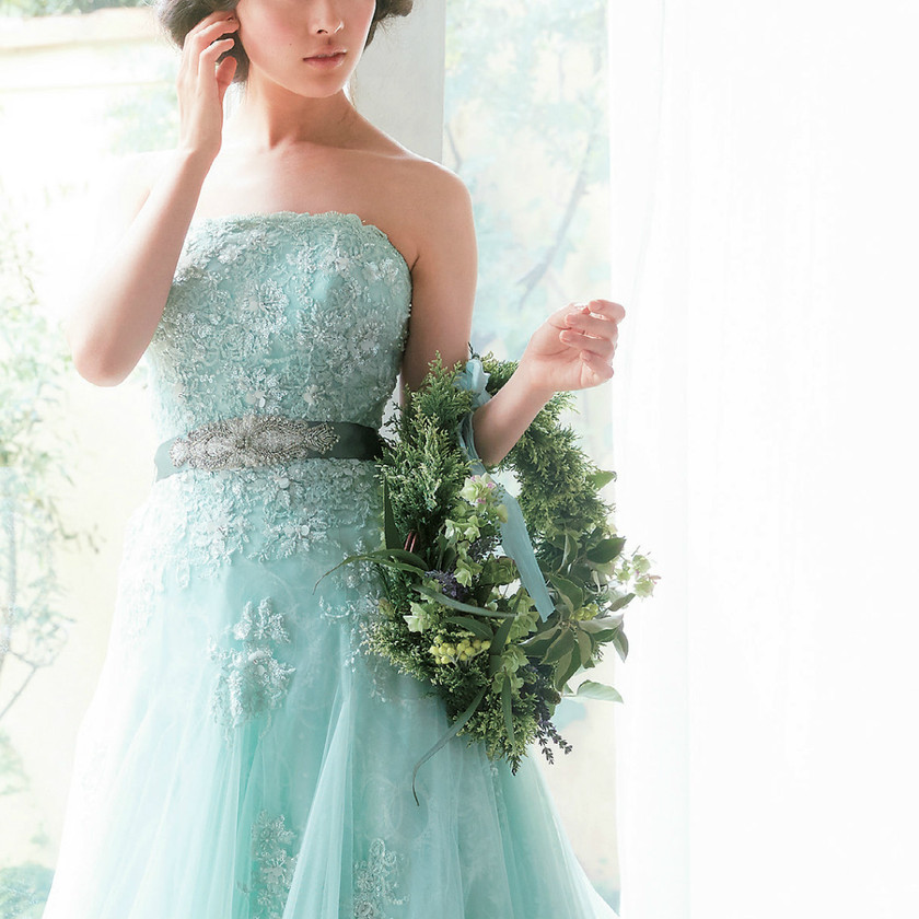 ＼今、ウエディング界では進化系ブーケの一大ブームの波が到来！／最旬ブーケカタログ＊13選にて紹介している画像