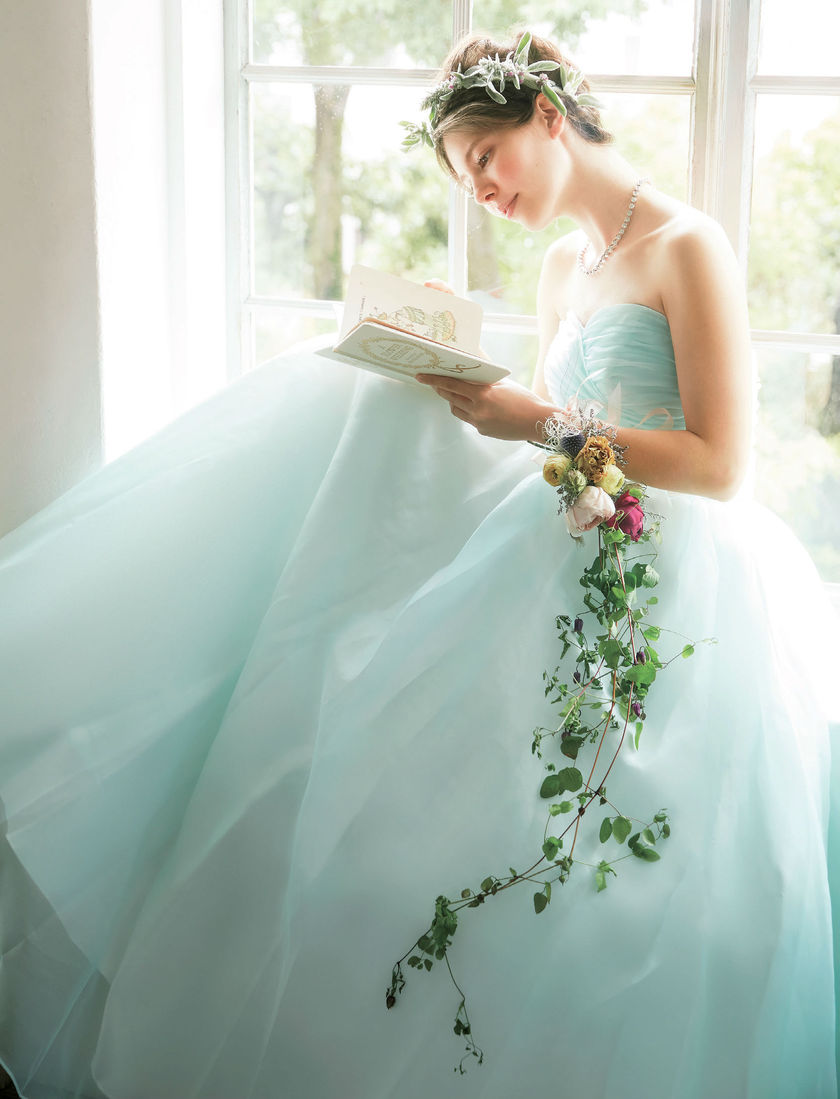 ＼今、ウエディング界では進化系ブーケの一大ブームの波が到来！／最旬ブーケカタログ＊13選にて紹介している画像