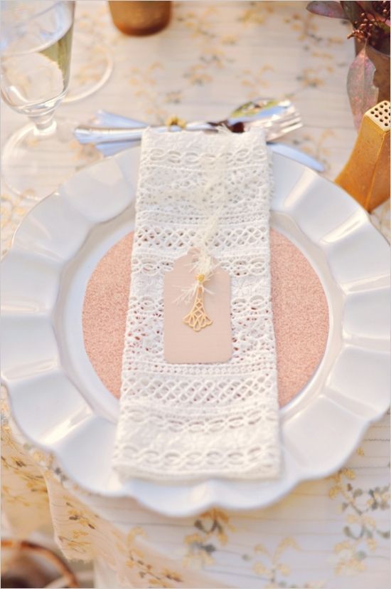 お皿も小物も可愛い♡きゅんとするプレートデコレーションのアイデア♡にて紹介している画像