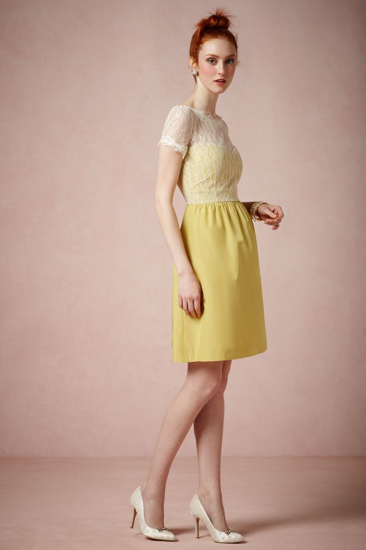 A Joyful Overflow of HAPPY ♡ Adorable and Energetic "Yellow Color" Party Dresses ♡にて紹介している画像