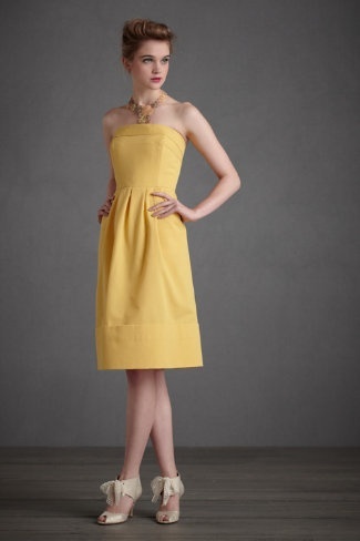 A Joyful Overflow of HAPPY ♡ Adorable and Energetic "Yellow Color" Party Dresses ♡にて紹介している画像