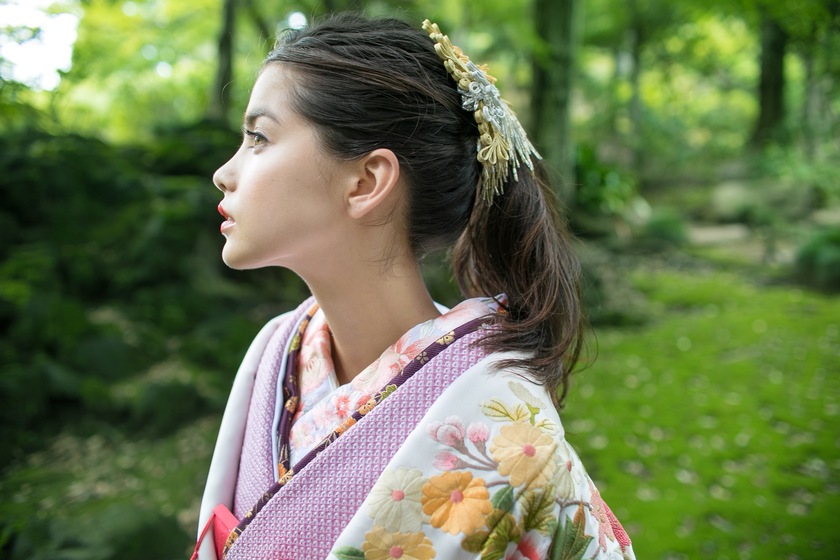 How to Achieve Stylish Japanese Traditional Attire? A Comprehensive Guide to Accessorizing with Popular Salon CUCURU! ♡にて紹介している画像