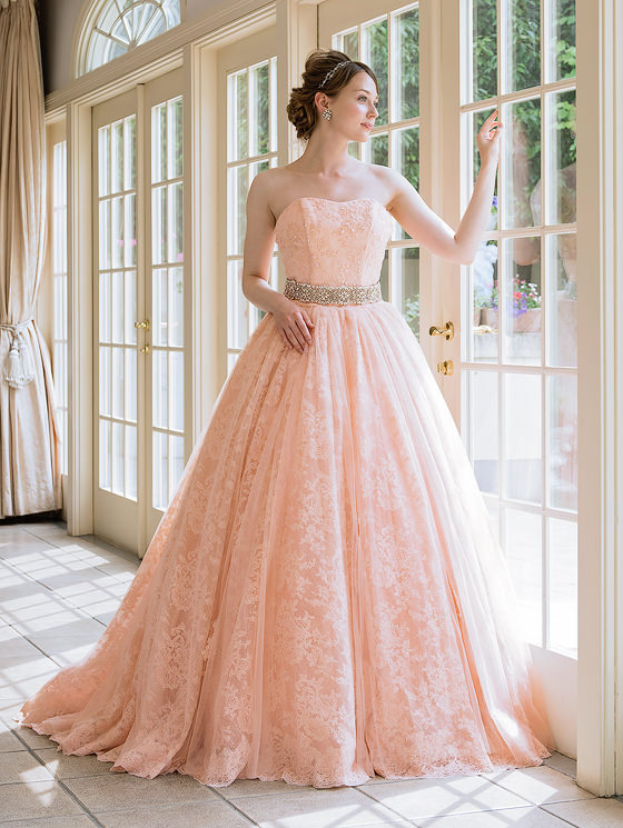 Charming Simplicity: The Lovely Colored Dresses at Cinderella Dress Shop Shine Bright! ✨にて紹介している画像