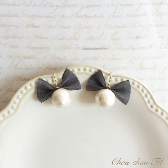 “人魚の涙♡”真珠を使った美しく素敵なピアスで耳元華やかに♡にて紹介している画像