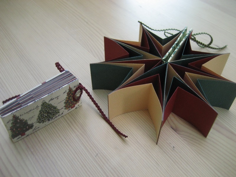 DIY Delight: Discover the Perfect 'Star Book' for Your Christmas Wedding!にて紹介している画像