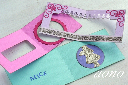 DIY Delight: Discover the Perfect 'Star Book' for Your Christmas Wedding!にて紹介している画像