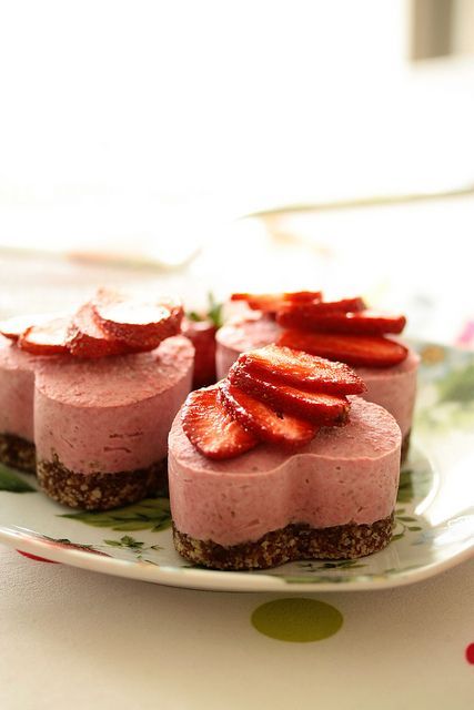 ぜんぶピンクで最高にlovely♡いちご×いちごクリームのケーキCOLLECTION♡にて紹介している画像