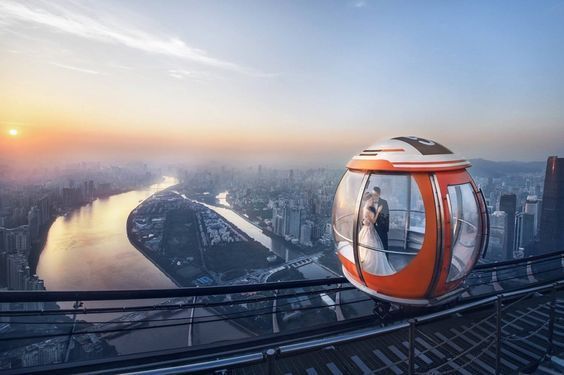 1000% Romantic! A Stunning Photo Collection Capturing the Best Moments of Destination Weddings ♡にて紹介している画像