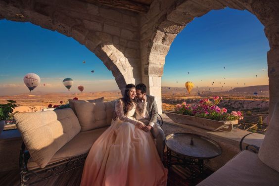 1000% Romantic! A Stunning Photo Collection Capturing the Best Moments of Destination Weddings ♡にて紹介している画像