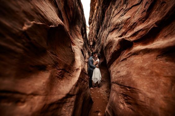 1000% Romantic! A Stunning Photo Collection Capturing the Best Moments of Destination Weddings ♡にて紹介している画像