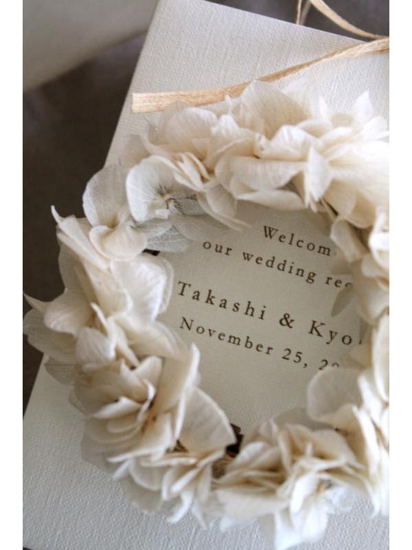 お花屋さんがつくるペーパーアイテム＊〔ジィール〕の席札が可愛くて画期的すぎる…！♡にて紹介している画像