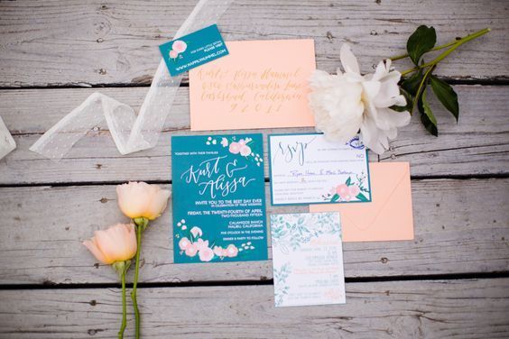 海外風デザインにきゅん♡真似したい海外花嫁さんのお洒落な招待状10選＊にて紹介している画像