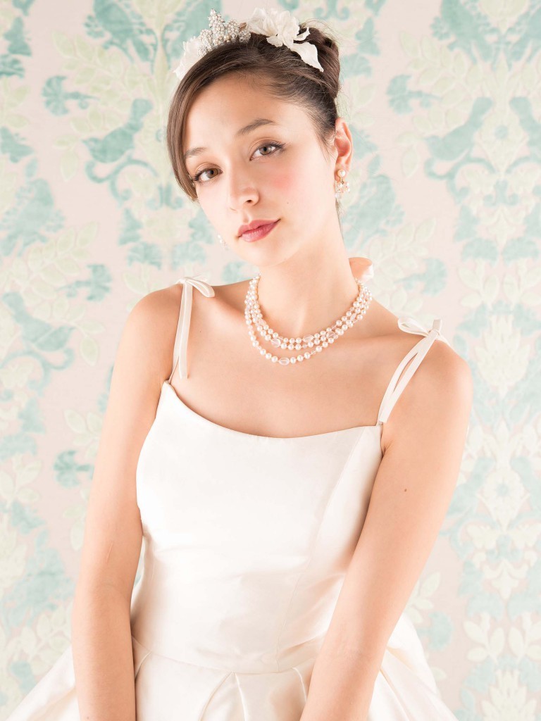 １着で2パターンの着こなし♡〔ドレスマニア〕の2wayウエディングドレスが優秀すぎる＊にて紹介している画像