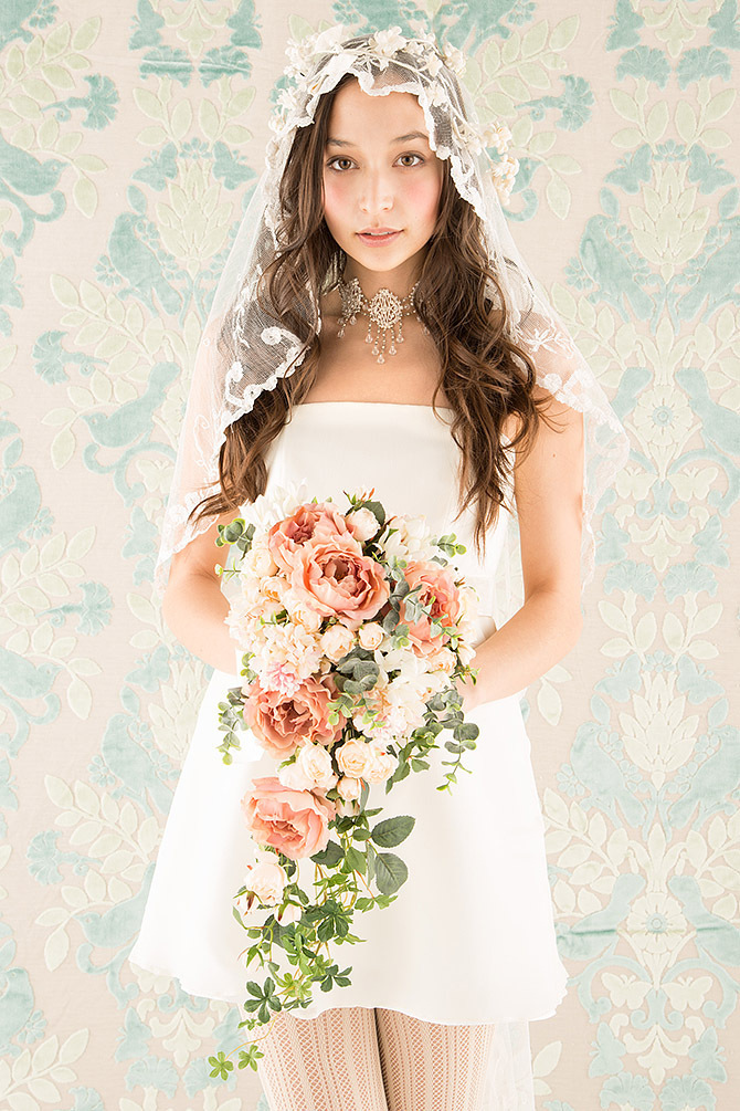 １着で2パターンの着こなし♡〔ドレスマニア〕の2wayウエディングドレスが優秀すぎる＊にて紹介している画像