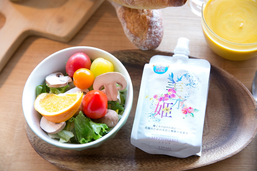 普段のお水、何を飲んでますか？〔花嫁の為の水素水〕がなんだか気になる♡にて紹介している画像