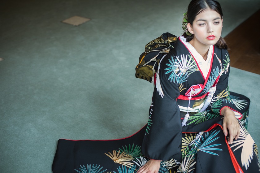 The Ultimate Guide to Hairstyles That Complement Traditional Japanese Attire: A Comprehensive Look at the Three Major Styles - "Wata-bōshi," "Kakushigami," and Western-influenced Hairにて紹介している画像