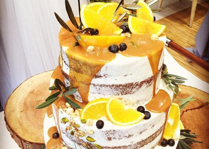 ウェディングケーキにシロップをかける垂らしこみケーキのデザイン8選 Marry マリー