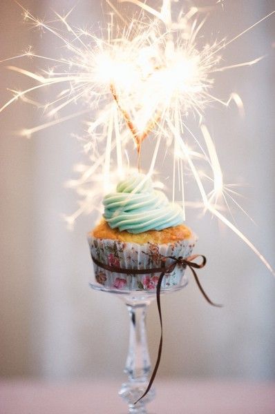 ＊スパークリング＊キラキラきらめく花火をあしらったsweetsで素敵にサプライズ♡にて紹介している画像