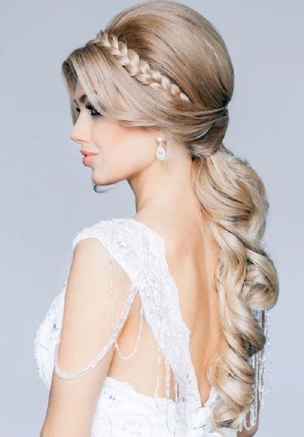 Hair Takes Center Stage in Fashion! Gorgeous Bridal Styles with Big Hair ♡にて紹介している画像