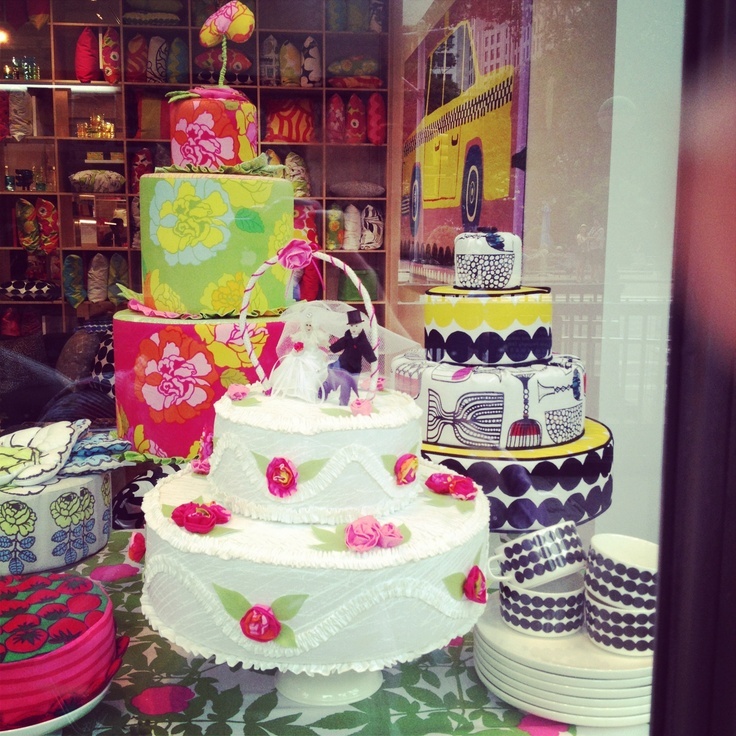 Marimekkoのアイコニックなフラワープリント♡ウニッコ模様のスイーツたち♡にて紹介している画像