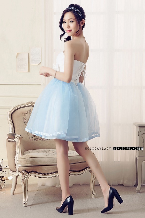 セルフ前撮りや二次会に＊１万円以下で買えちゃう〔スイートハート〕のミニドレスが可愛すぎ♡にて紹介している画像