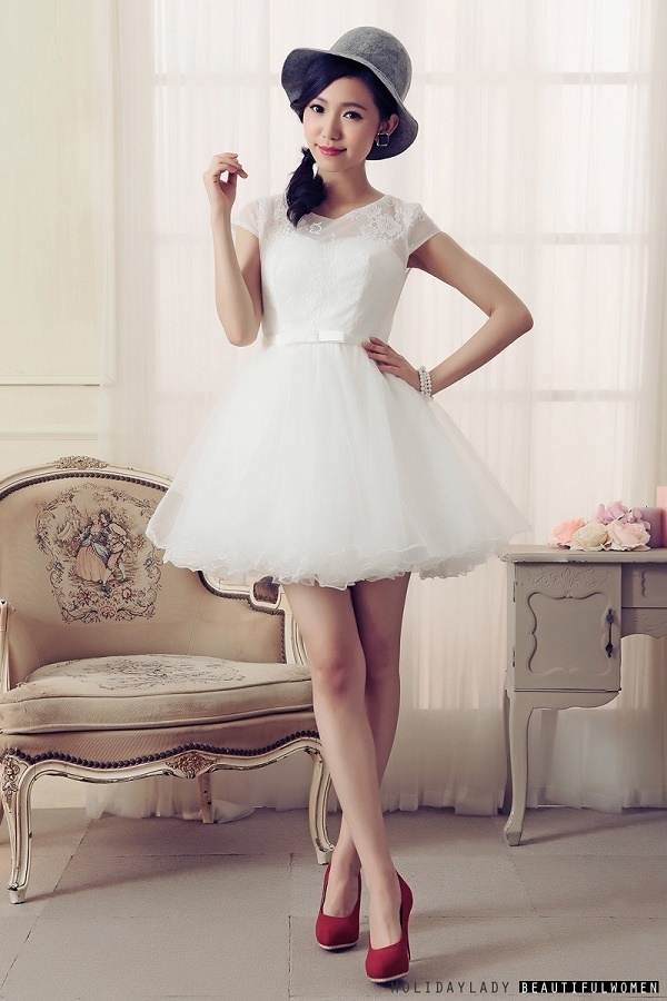 セルフ前撮りや二次会に＊１万円以下で買えちゃう〔スイートハート〕のミニドレスが可愛すぎ♡にて紹介している画像