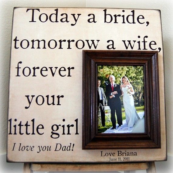 Expressing Gratitude to Family at the Wedding: A Collection of Family Photos to Inspire and Heartfelt Gift Ideas That Will Make You Tear Up! ❤️にて紹介している画像