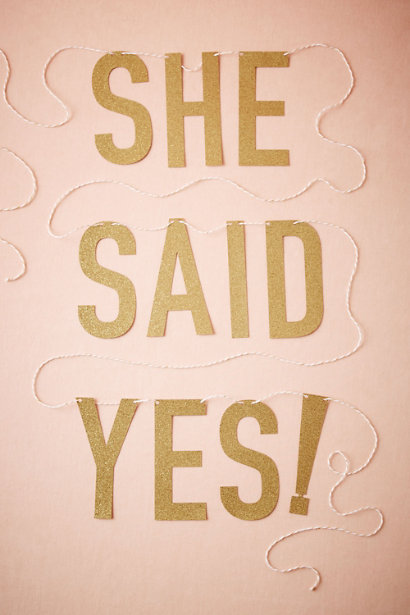 "From Photo Flops to Garlands: 10 Wedding Items from BHLDN You Will Love!"にて紹介している画像
