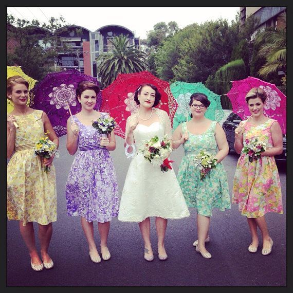 Not Matching Dresses but Unified Style: Dresses that Best Highlight Each Character!にて紹介している画像