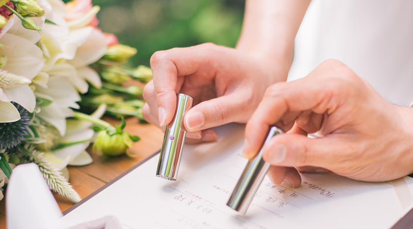 苗字がお揃いになった記念に欲しい！彼と色違いのペア印鑑、その名も【おそろいんかん】って知ってる？♡にて紹介している画像